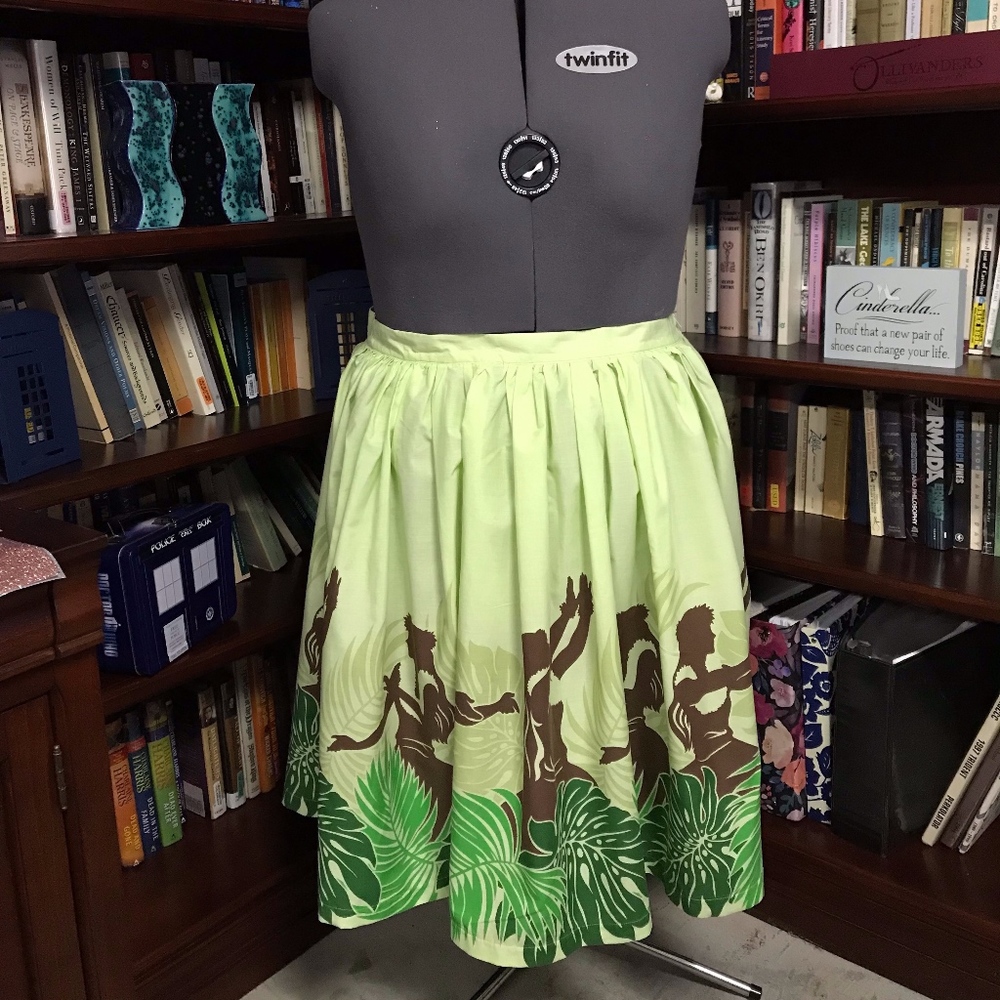 Atomic Starlet Chimera's Hula gathered skirt 4X